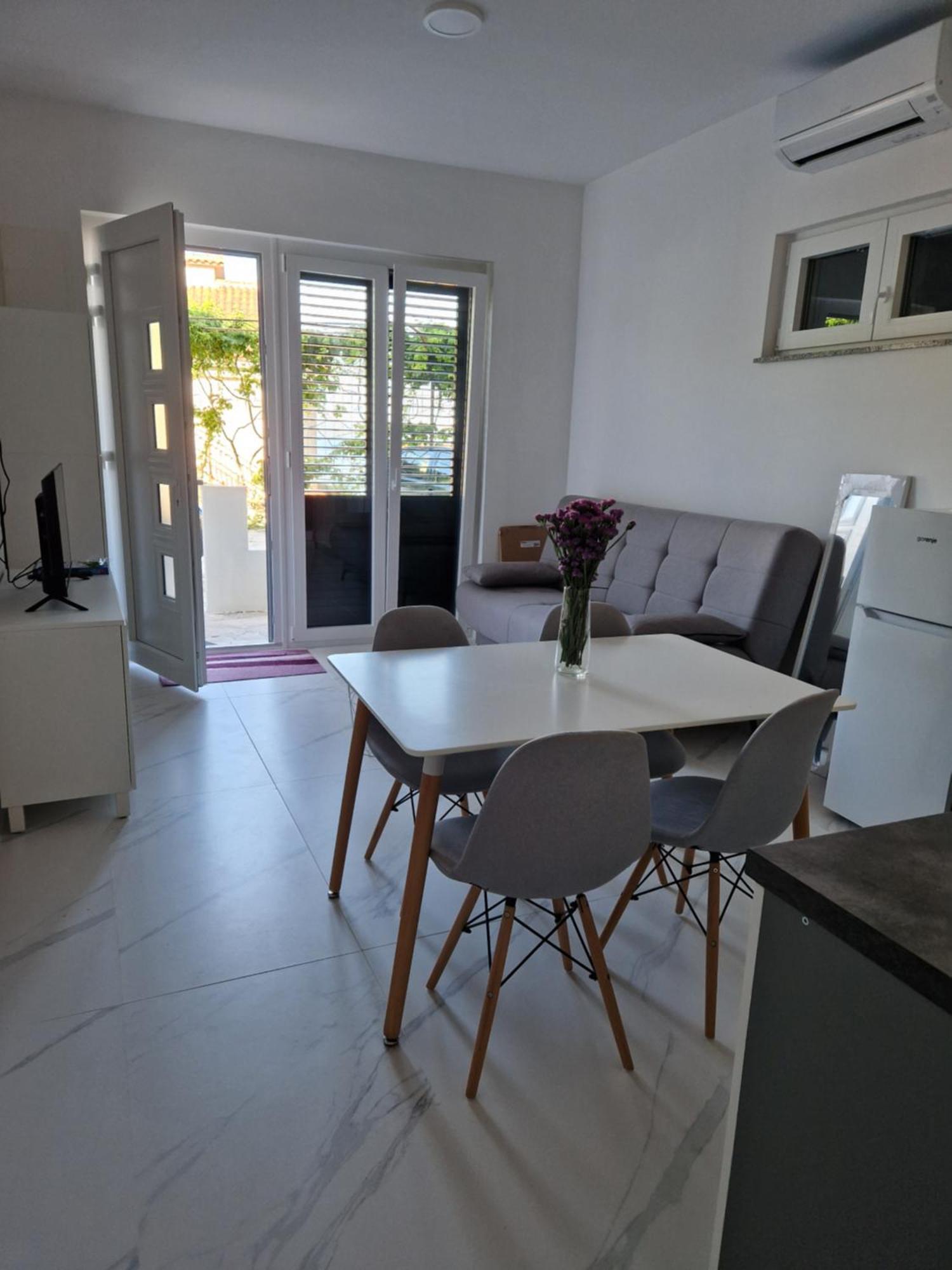 Apartman Bauer - Omis- Nemira Екстериор снимка